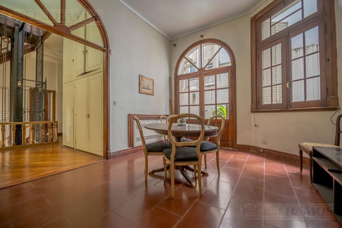 Imagen 10 de 18 de Todo Destino. Petite Hotel Con Local. Recoleta