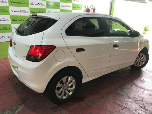 Chevrolet Onix Onix 1.0 MPI JOY 8V FLEX 4P MANUAL