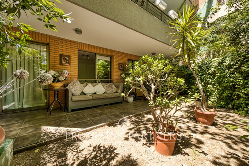 Departamento Con Jardín Club De Polo