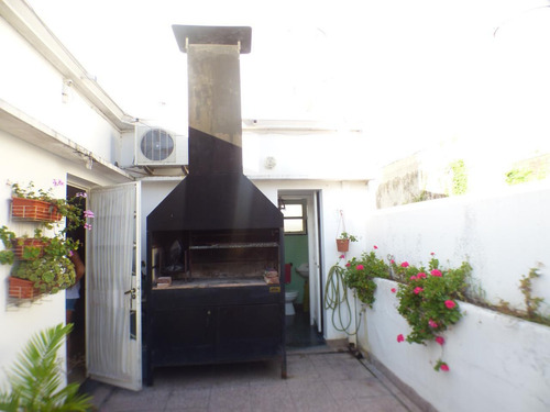 Imagen 26 de 30 de Casa En Venta En La Plata Calle 69 E/ 6 Y 7 Dacal Bienes Raices