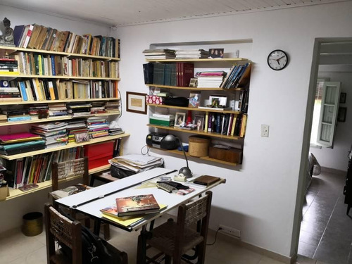 Imagen 11 de 23 de Casa De Dos Dormitorios, Un Baño, Escritorio, Amplio Jardin