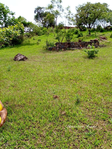Increíble Terreno Con Manantial