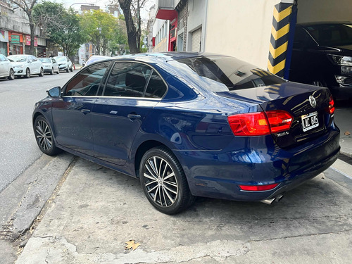 Volkswagen Vento 2.0 Sportline Tsi 200cv