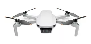 Mini drone DJI Mini SE Fly More Combo con cámara 2.7K gris 5.8GHz 3 baterías