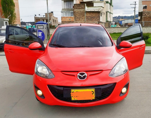 Mazda 2 Sedan