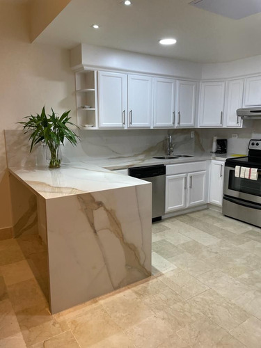 Renta Y Venta De Apartamento En Aquamarina, Cap Cana, Punta Cana.