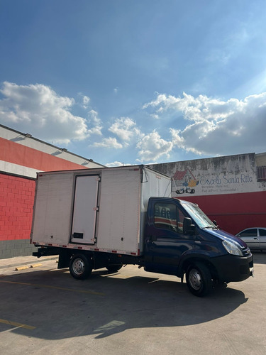 Iveco Daily Chasis 3.0 35S14 3750 Cab. Simples 2P