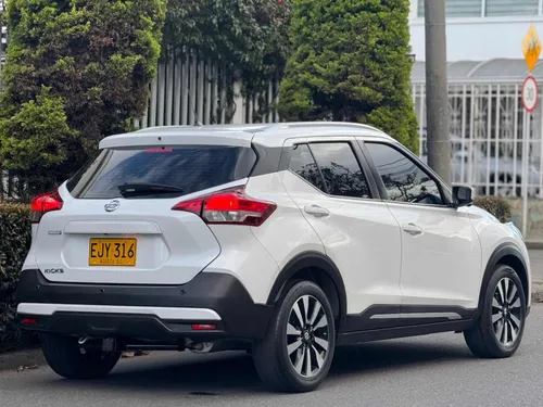 Nissan Kicks 1.6 Advance At