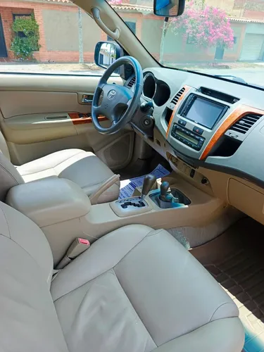 Toyota Fortuner 2010 4x4
