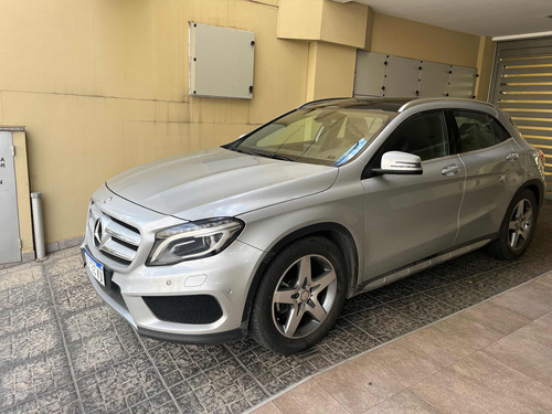 Mercedes-Benz Clase GLA 1.6 Gla250 Amg-line 211cv