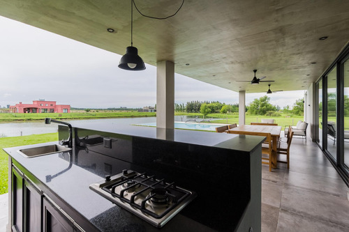 Alquiler Casa 7 Ambientes - Salida Laguna - C/muebles - Chacras De La Reserva