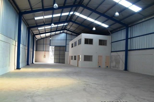 Bodega En Arriendo La Serena 727 M2 2 Oficinas 4 Baños 