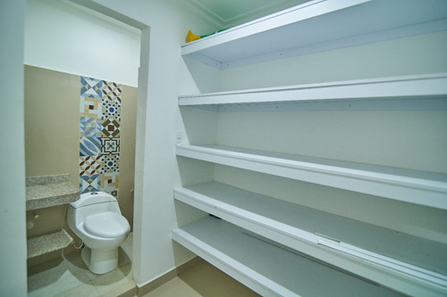 Imagen 9 de 17 de Venta De Apartamento En Crespo