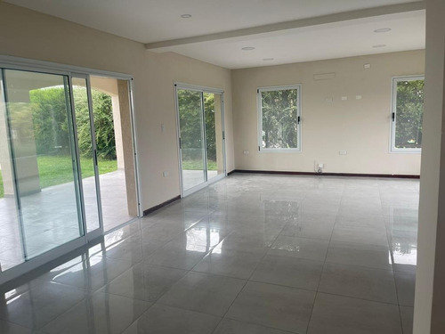 Imagen 4 de 17 de Casa - La Horqueta De Echeverría