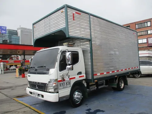 Furgon Mitsubishi Canter Fuso Fe85de6slgp