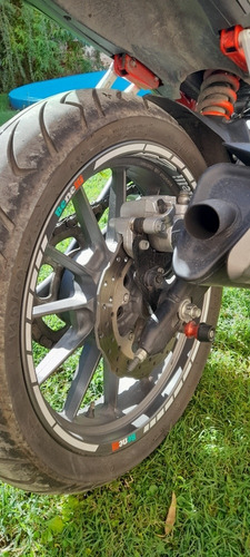 Imagen 6 de 15 de Benelli Tnt