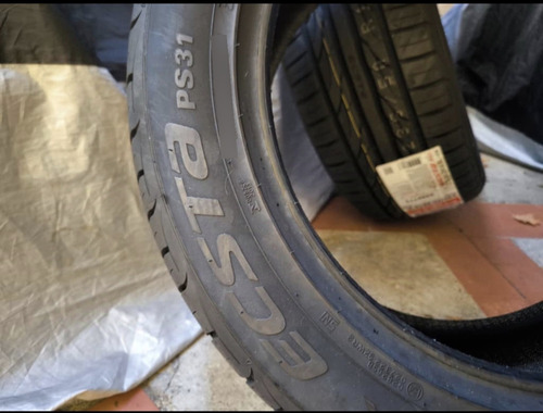 Caucho Kumho 235 50 Zr18 Xl Ps31. Nuevo