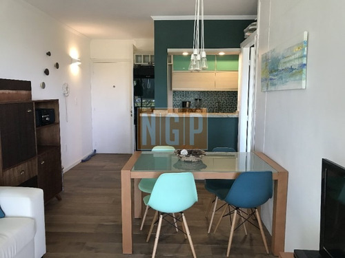 Apartamente Frente Al Mar, 100 % Reciclado En Excelente Ubicacion Frente Al Mar Y Cerca Del Casino Ex Conrad.-ref:26704