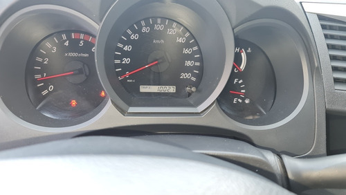Imagen 14 de 16 de Toyota Hilux 2009 3.0 I Srv Cab Doble At 4x4 Cuero