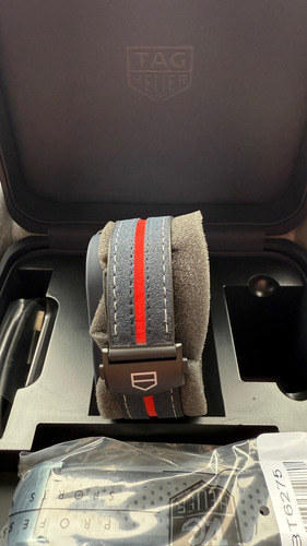 Tag Heuer Connected Calibre E4 X Oracle Red Bull Racing F1 (Usado)