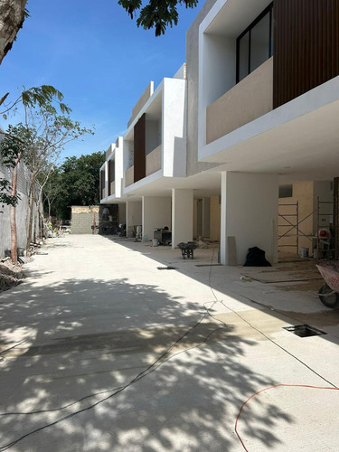 Casa En Venta Merida, Temozon Norte, Sabbia, 2 Hab Roof, Entrega Inmediata.