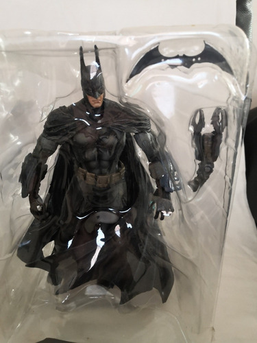 Play Arts - Batman Arkham Assylum (Usado)