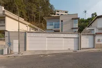 Comprar Hermosa Casa Construida Con Materiales Nobles Del Altísima Calidad, En Los Naranjos Del Cafetal 24-23604