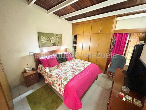 Ana Karina Molleja Vende Amplia Casa En Zona Este Barquisiemto, Lara /akm