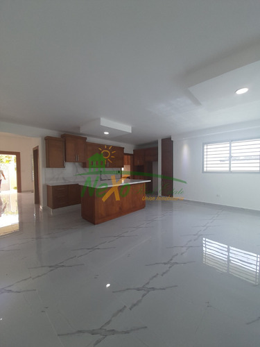 Casa En Venta Exclusivo Residencial Cerrado, Santiago (hfc-205)