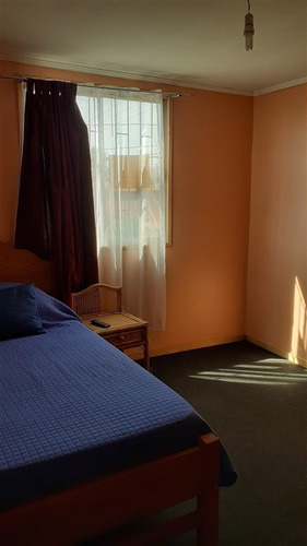Casa En Venta De 5 Dorm. En Peñalolén