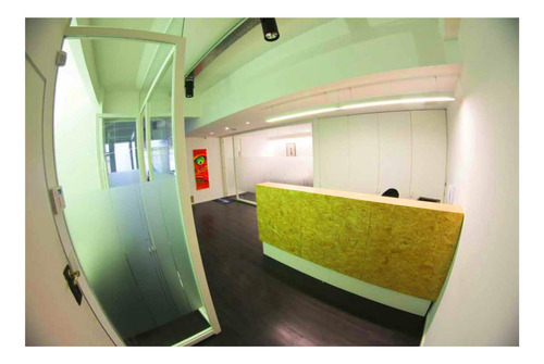 Oficina De 221 M2. En Casco Histórico. Ideal Para Renta.
