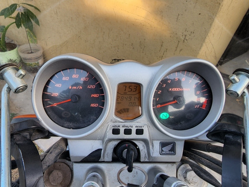 Imagen 12 de 23 de Honda Cbx 250 Twister Impecable Recibo Moto