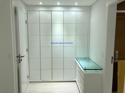 Imagem 13 de 30 de Apartamento 195m², 04 Dormitórios (sendo 02 Suítes), 03 Banheiros E 03 Vagas Na Garagem. Condomínio Com Portaria, Segurança 24hrs. Piscina, Salão - 21061612 - 69669524