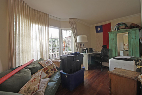 Casa En Venta De 7 Dorm. En Lo Barnechea