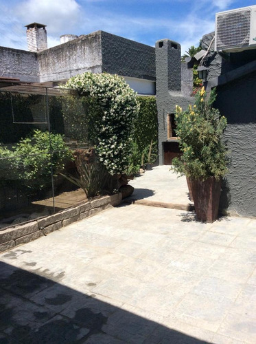 Casa Céntrica Con O Sin Muebles