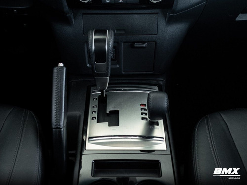 Imagem 7 de 24 de Mitsubishi Pajero Full 3.2 Hpe 4x4 16v Diesel 2p Automátic