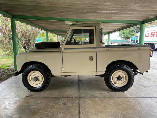 Imagen 1 de 9 de Land Rover Santana 88 88 Caja Corta
