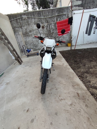 Imagen 5 de 8 de Honda Xr 250 Tornado