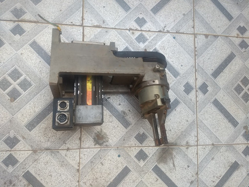 Servo Motor Braço Robotico Pnelmatico (Usado)