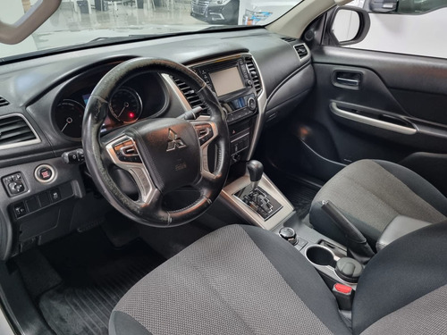 Mitsubishi L200 2.4 Cd Glx 4X4 Mt