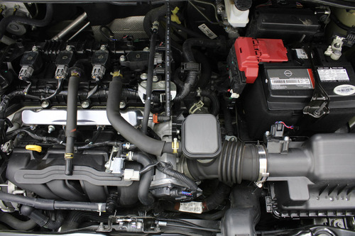 Nissan Versa 1.6 Advance At