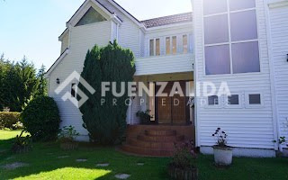 Casa En Venta De 5d4b En Puerto Varas