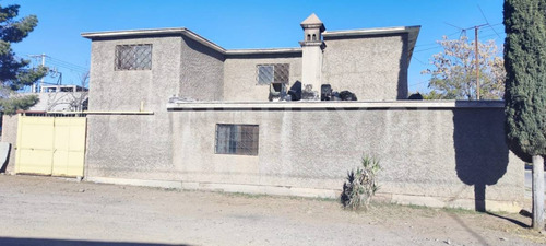 Casa En Venta En Colonia Revolución