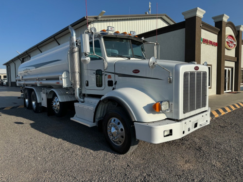 Peterbilt 367 Tipo Pipa De 20,000 Litros