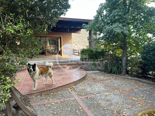 Casa En Venta De 3 Dorm. En Lo Barnechea Arrayán
