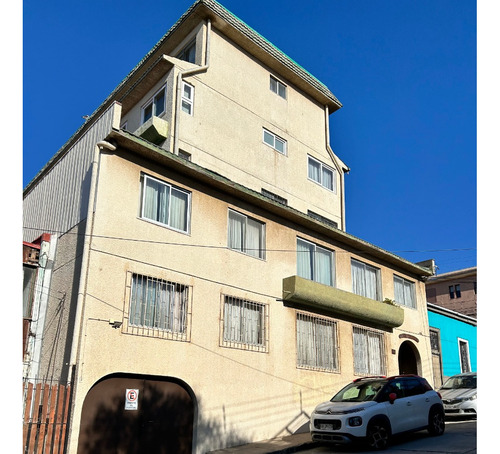 Vende Excelente Depto. Muy Central En Playa Ancha Valparaiso