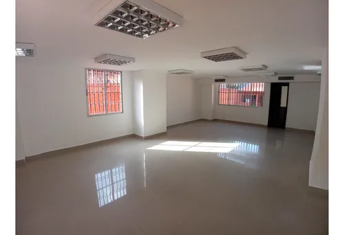 Arriendo De Local U Oficina En El Prado.