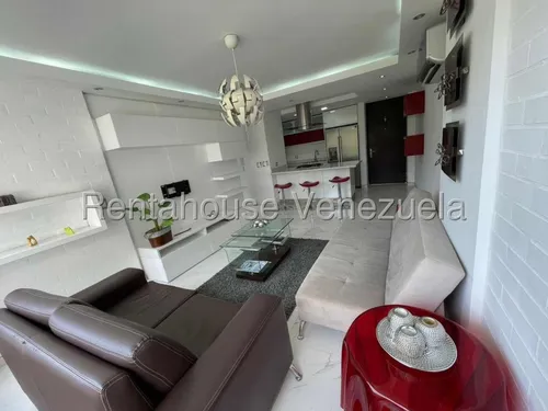 Apartamento En Lomas Del Sol