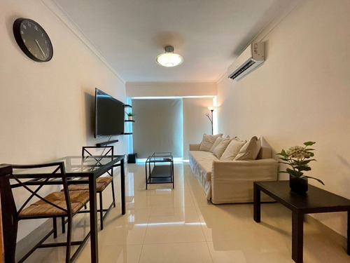 Apartamento Estudio Amueblado Con Balcon