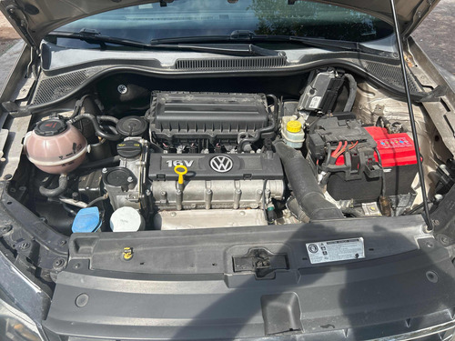 Volkswagen Vento 1.6 Starline At